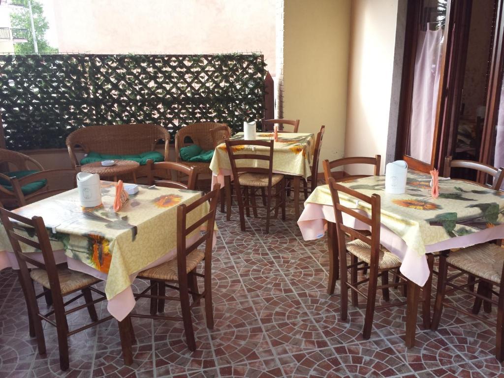 Bed and Breakfast Sa Marina à La Caletta Extérieur photo