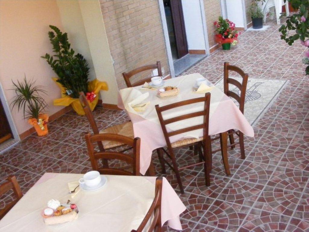 Bed and Breakfast Sa Marina à La Caletta Extérieur photo